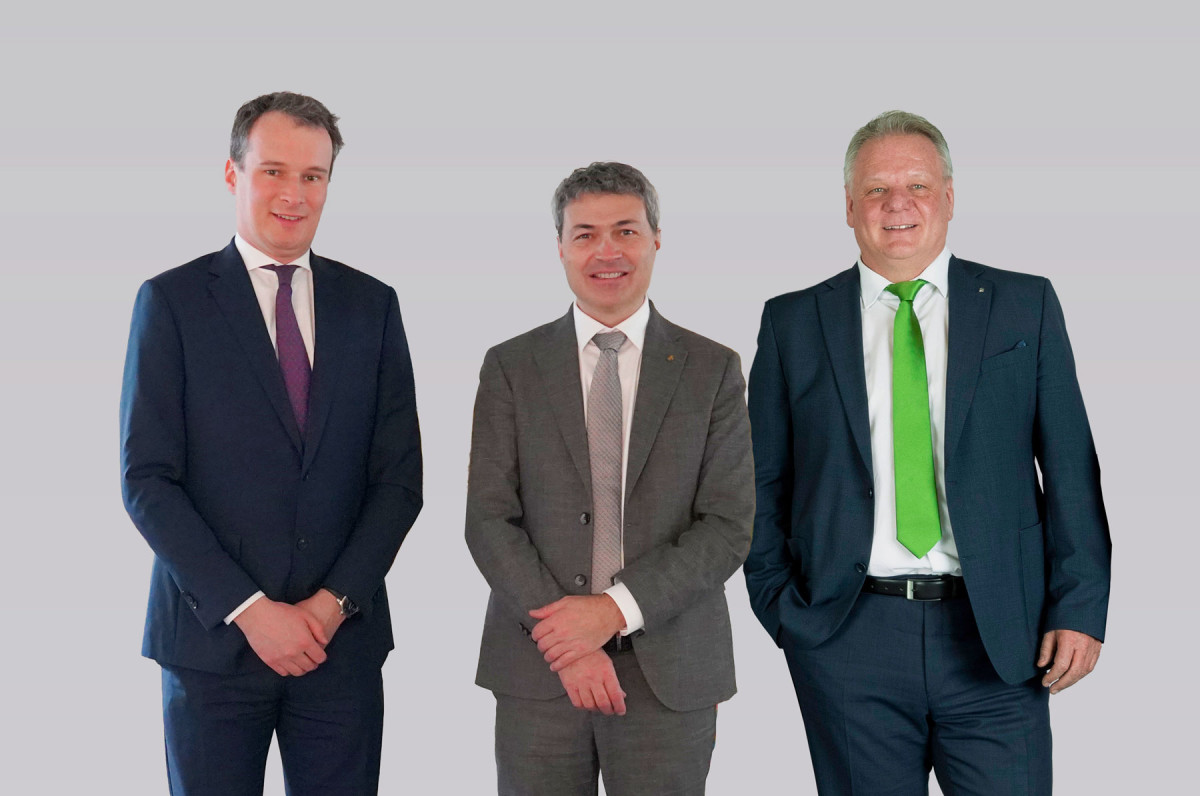 v.l.: RLB-Generaldirektor Simon Ladurner, HGV-Präsident Klaus Berger und RLB-Präsident Hanspeter Felder